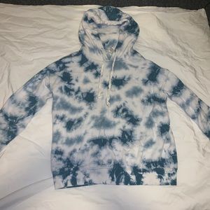 Blue and White Tie Dye Sweatshirt
